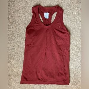 Women’s Athleta Tank
